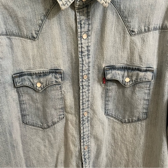 Levi  Men’s Denim Western Pearl Snap Button Down Long Sleeve Shirt - Picture 7 of 12
